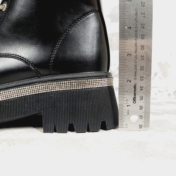 Wild Diva Munich-09 Faux Leather Lug Sole Rhinestone Lace-Up Combat Boots K776 - Picture 2 of 11